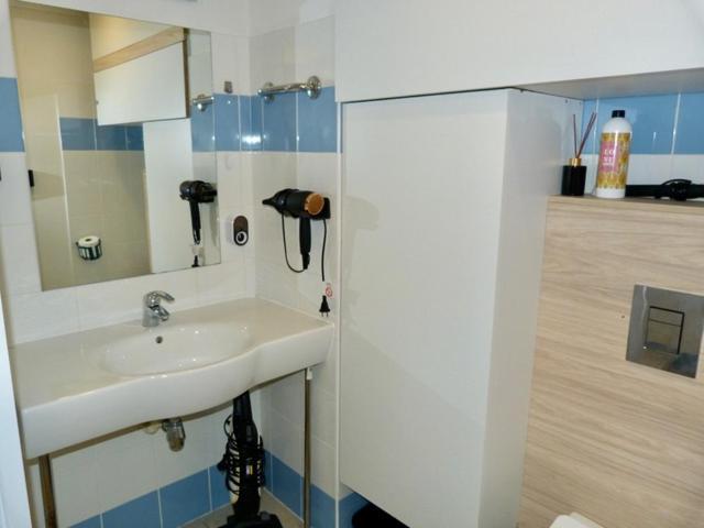 Charmant Studio Le Clos D'Aix Parking Prive Gratuit Et Piscine Aix-en-Provence Luaran gambar